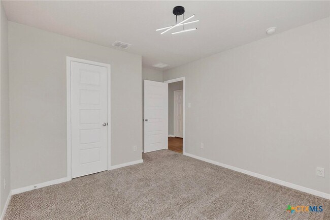 Building Photo - 1160 Water Valley