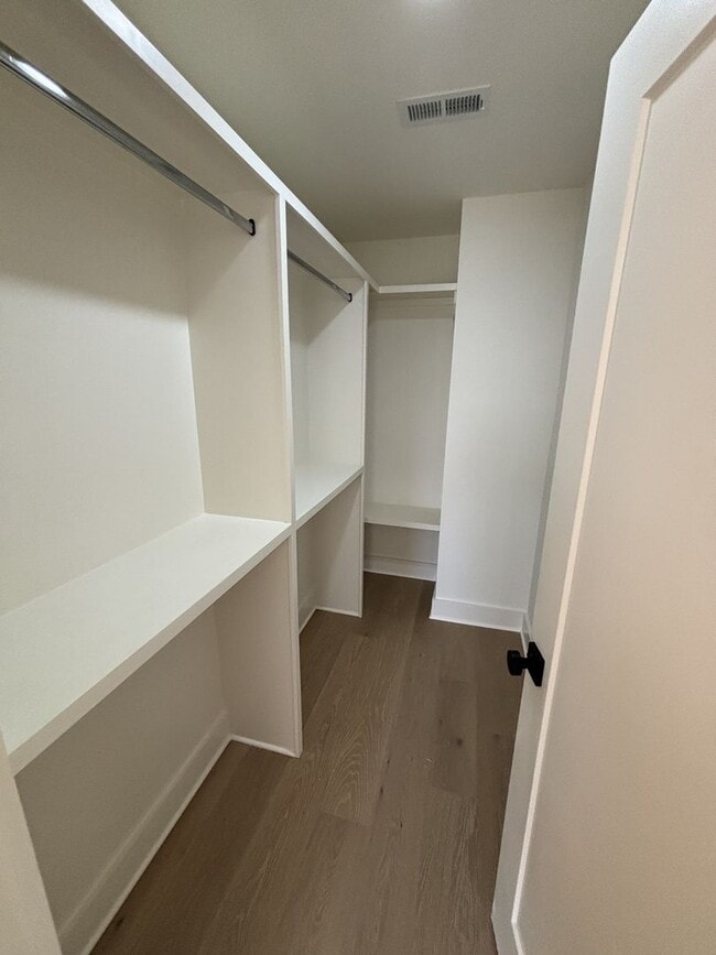 Building Photo - Brand-new 4-bedroom, 3.5-bath home
