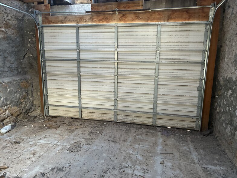 Building Photo - 221 Porfirio Diaz St