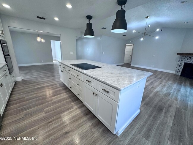 Building Photo - 13395 Tropic Egret Dr