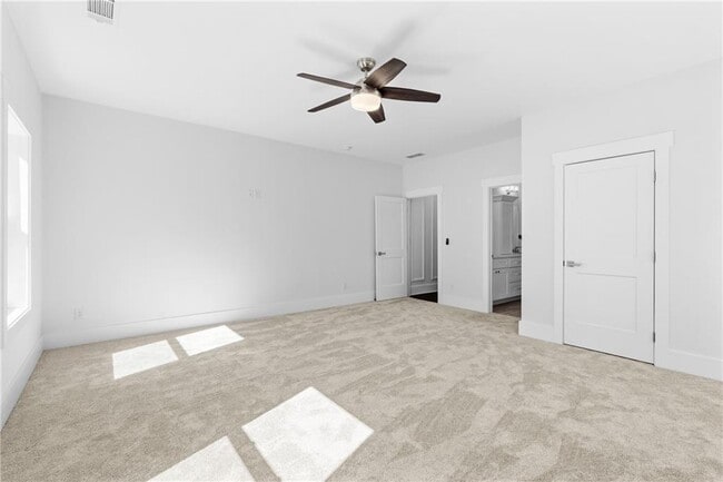 Building Photo - 15448 Hopewell Rd