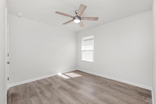 Building Photo - 5277 Peach Dr