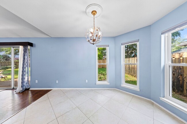 Building Photo - 4 bedroom in Bluewater Bay!