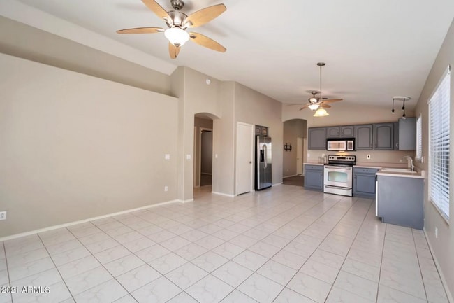 Building Photo - 9923 E Dragoon Cir