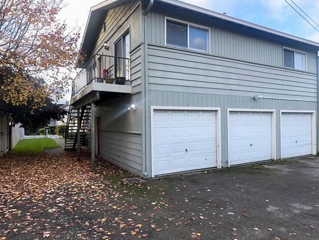 Building Photo - 1441 B St