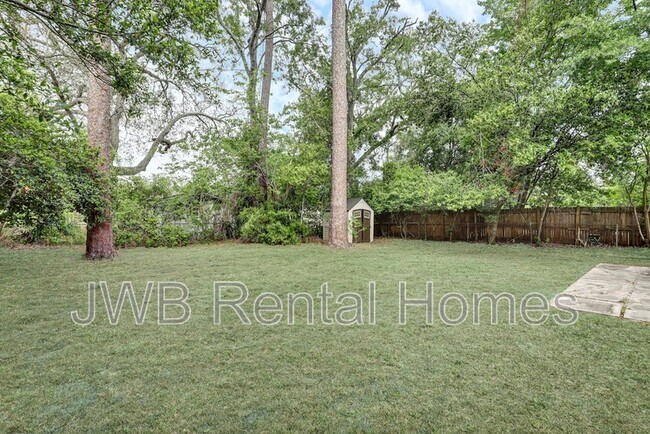 Building Photo - 10256 Briarcliff Rd E