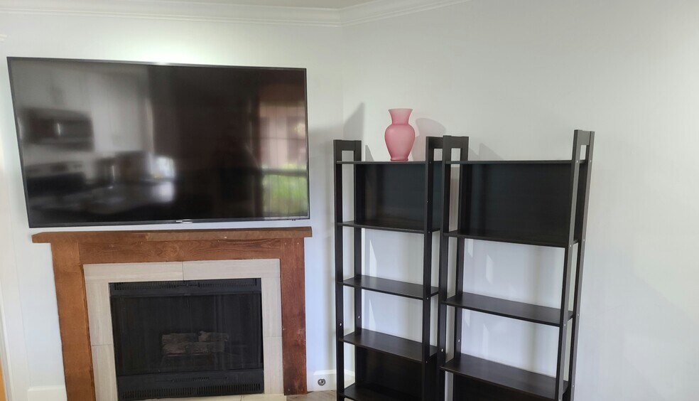 Building Photo - 4255 33rd St