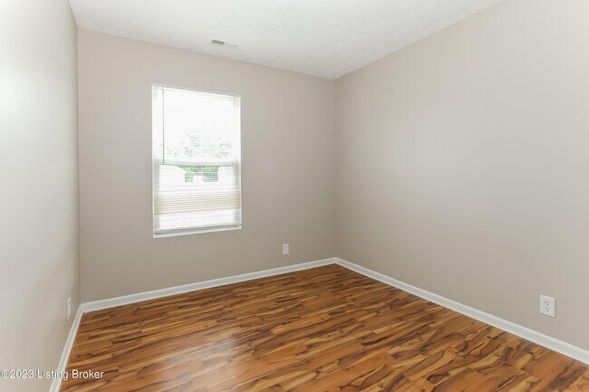 Building Photo - 6226 Maravian Dr