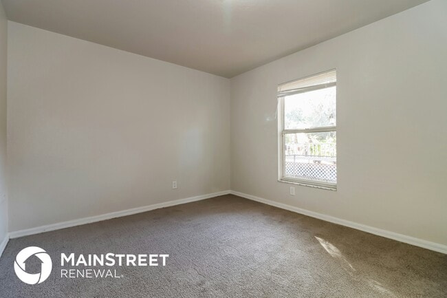Building Photo - 4730 11th Ave S