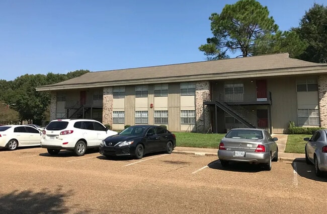 Building Photo - Riverbreeze Manor Apartments