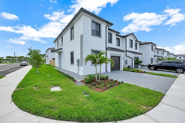 Building Photo - 34532 SW 191st Ave