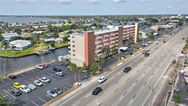 Building Photo - 1766 Cape Coral Pkwy E