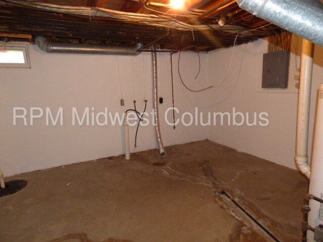 Building Photo - Dublin 2 BR Condo