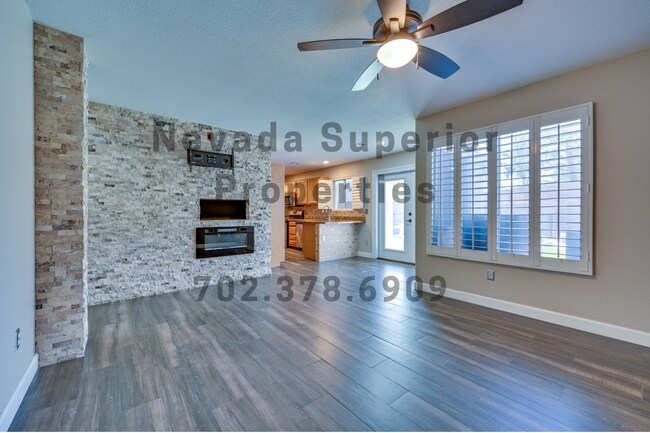 Building Photo - NW!!!  4 Bedrooms!!! Pool!! Spa!! Water Fa...