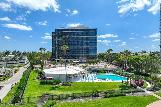Building Photo - 4031 Gulf Shore Blvd N