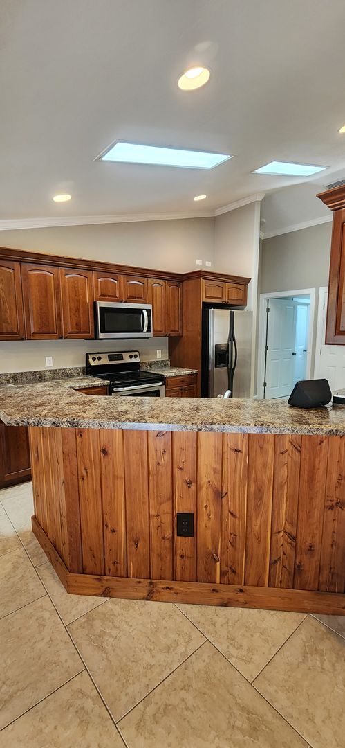 Building Photo - Beautiful 3BR/2BA Home with Oversized Garage on 1 Acre in a Peaceful Country Setting