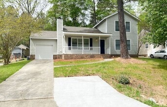 Building Photo - Quiet Neighborhood  3 bedroom, 2 bath, 1 c...