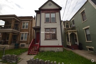Building Photo - Camp Washington 3 Bedroom 1.5 Baths Single...