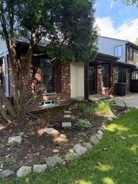 Building Photo - 39596 Old Dominion Dr