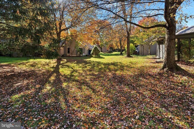 Building Photo - 201 Chandler Dr