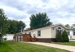 Building Photo - 4030 Deziel Ct