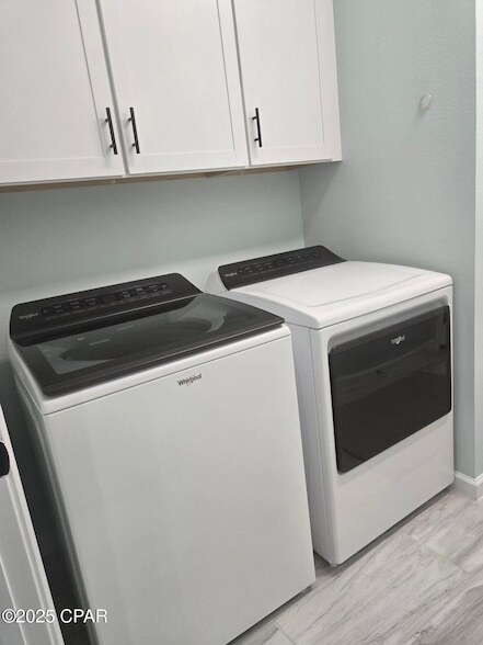 Building Photo - 8676 Coral Reef Wy