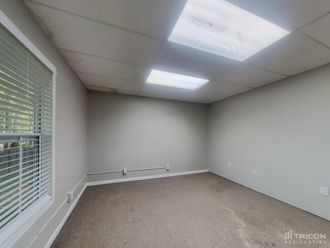 Building Photo - 130 Bethany Forrest Ln