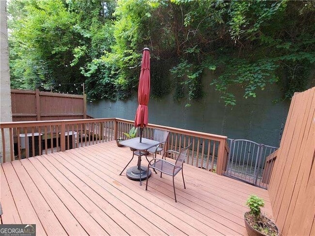 Building Photo - 17 Oakhurst Common Dr