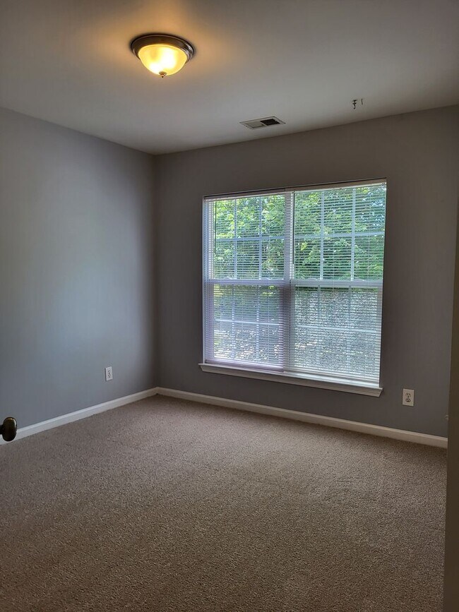 Building Photo - 3 bedroom home in Edindale