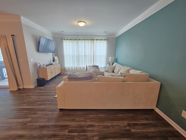 Building Photo - 205 Brochaill Ct