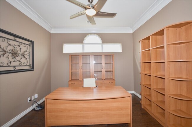 Building Photo - 14319 Hancock Elm St