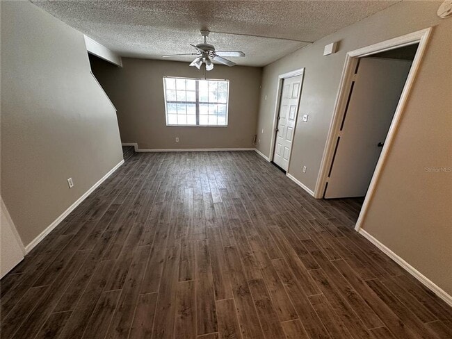 Building Photo - 500 YELLOWWOOD Ct