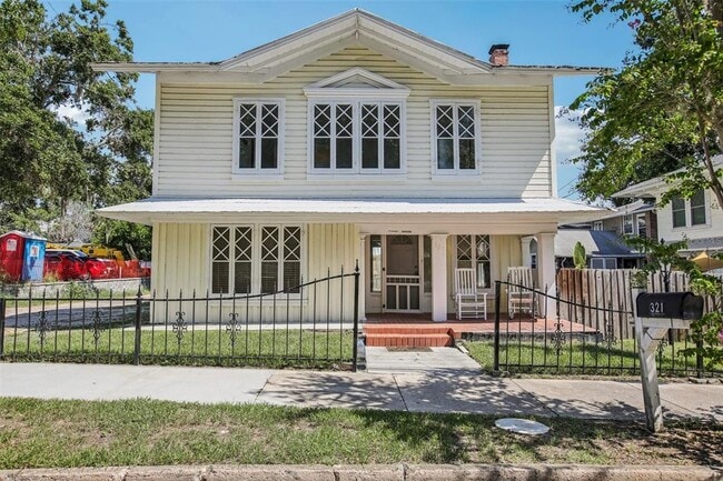 Primary Photo - 321 E Orange St