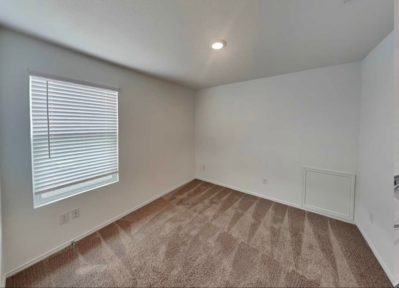 Building Photo - 145 Parish Ln