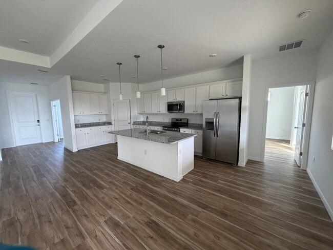 Building Photo - 18418 Wintergarden Ave