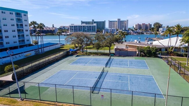 Building Photo - 10351 Regal Dr