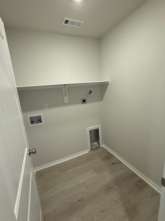 Building Photo - *Rent FREE until ay 1 + NO HIDDEN FEES!* Brand New  Three Bedroom | Two Bathroom Home in Cabot