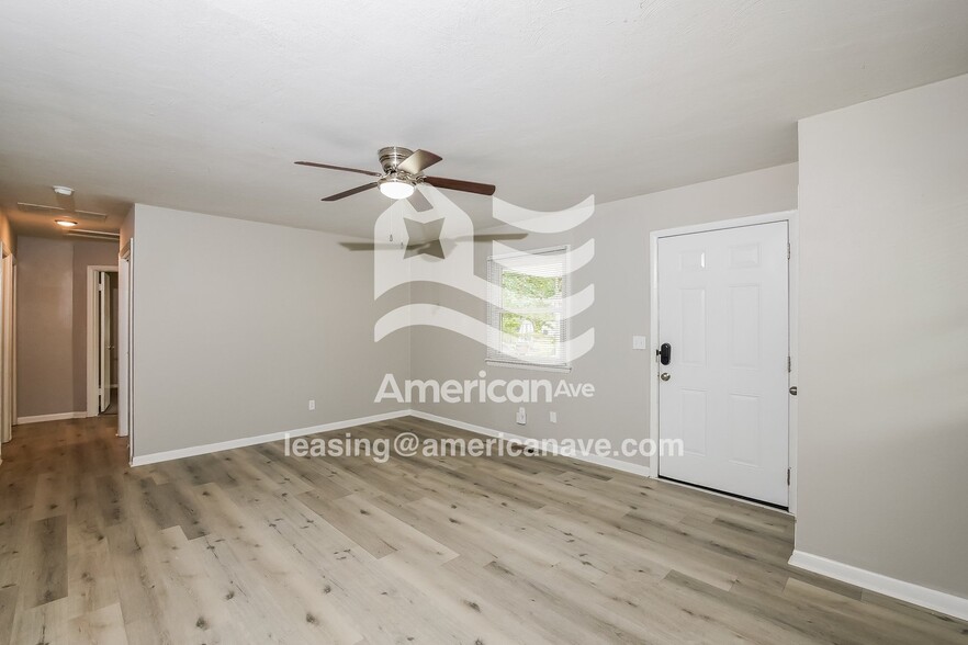 Building Photo - 816 Indiana Ave