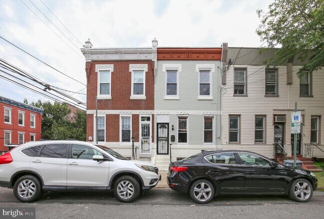 Building Photo - 1767 N Mascher St