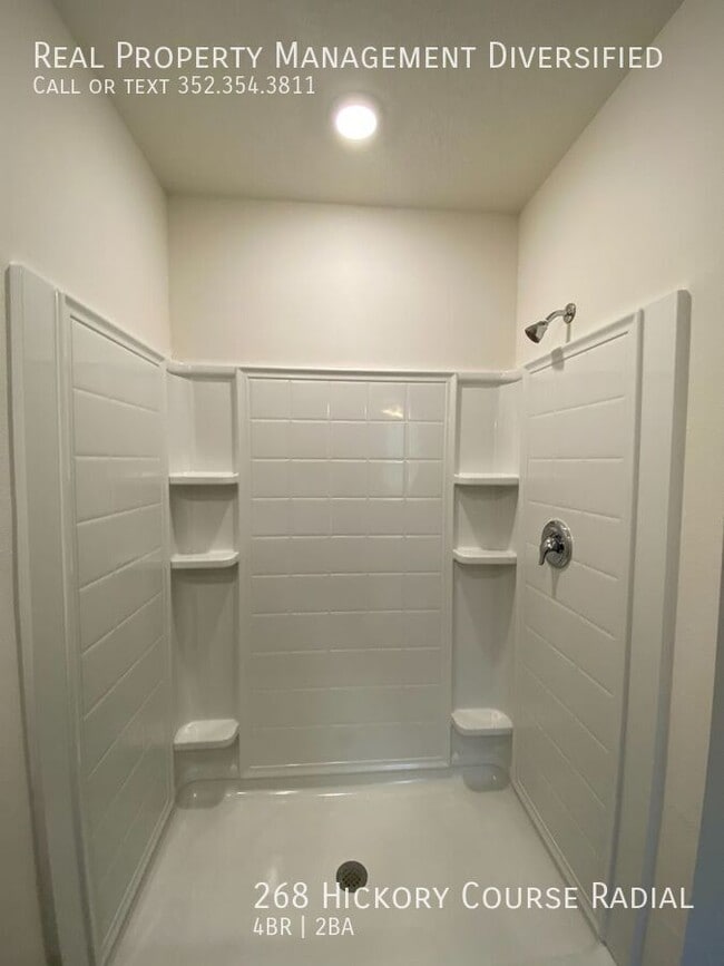 Building Photo - 268 Hickory Course Radial