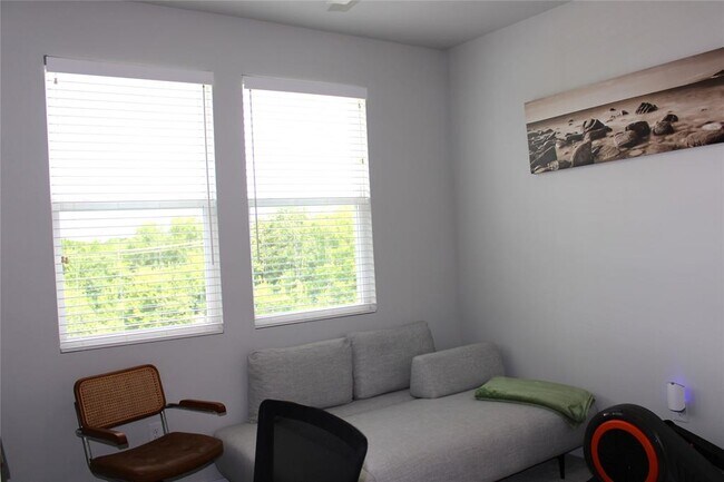 Building Photo - 15109 Casbah Dr