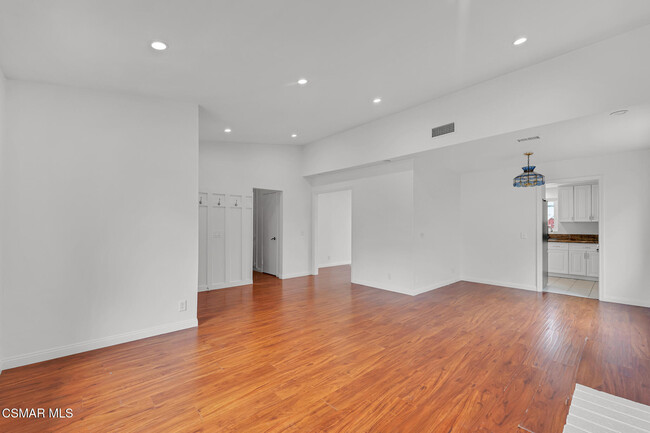 Building Photo - 1611 Amador Ln