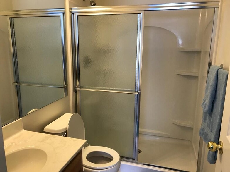 Building Photo - 7248 English Dr