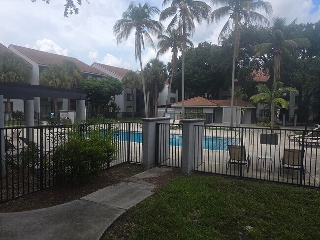 Building Photo - 9166 W Atlantic Blvd