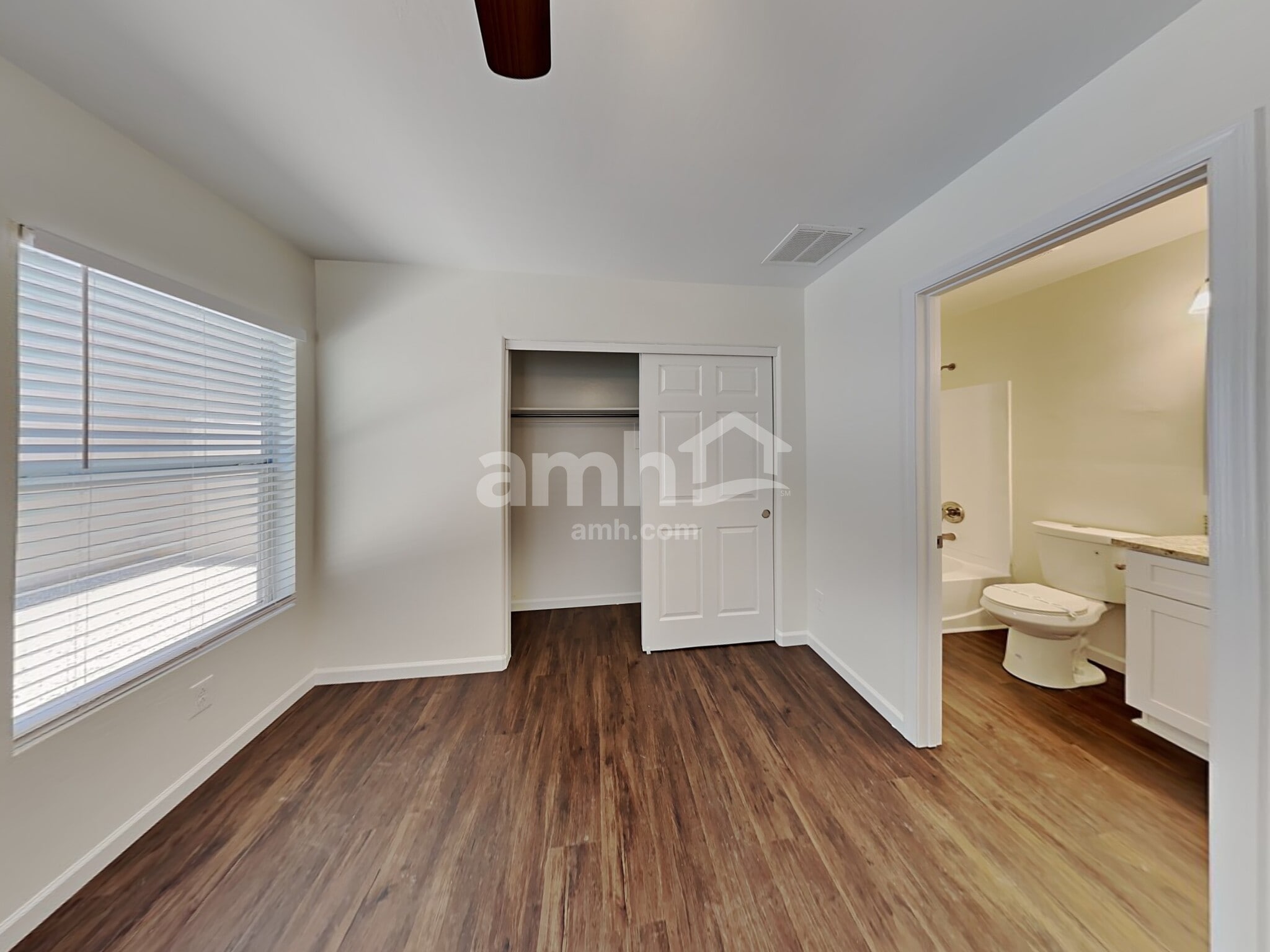 Building Photo - 34811 N 30th Ave