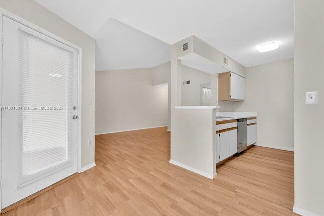 Building Photo - 2321 NW 33rd St