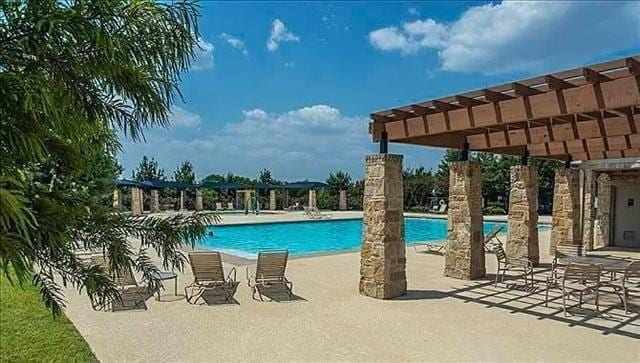 Building Photo - 2104 Eppright Dr