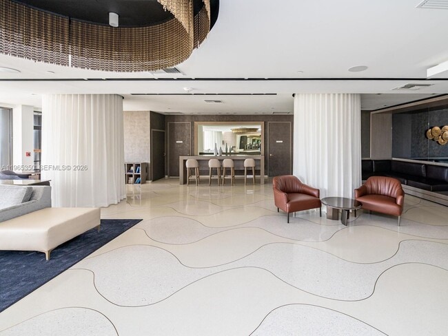 Building Photo - 9 Island Ave