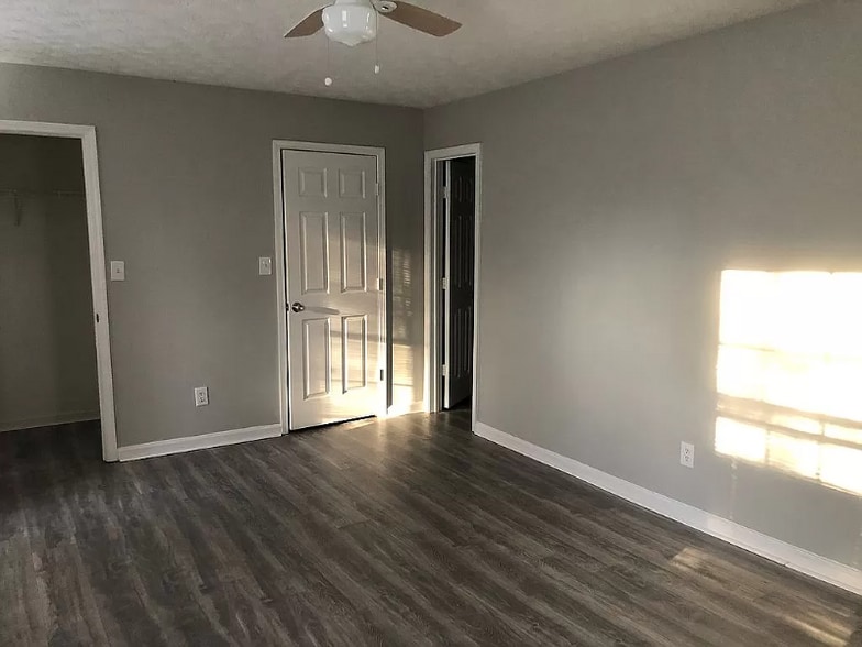Building Photo - 992 Vintage Pointe Dr