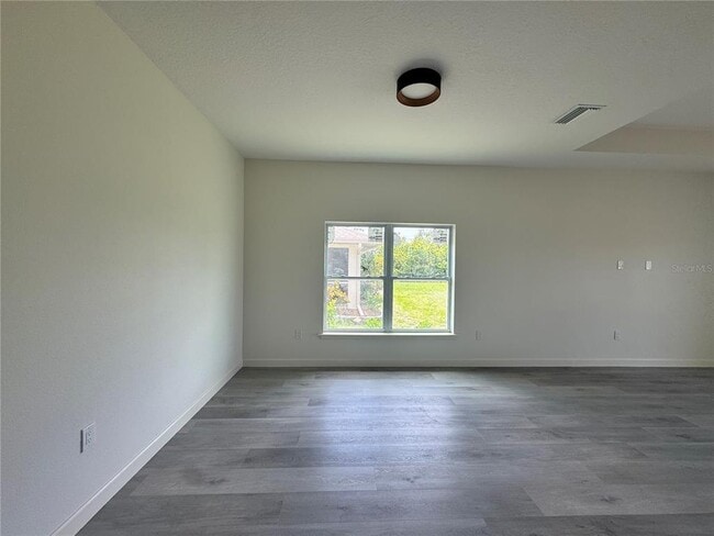 Building Photo - 9417 Acco Ave